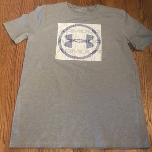 Boy under armour T-shirt
